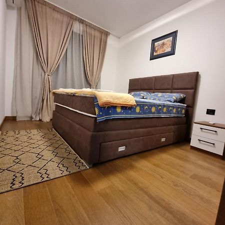 Fantastic New Centre Apartment Podgorica Exteriör bild