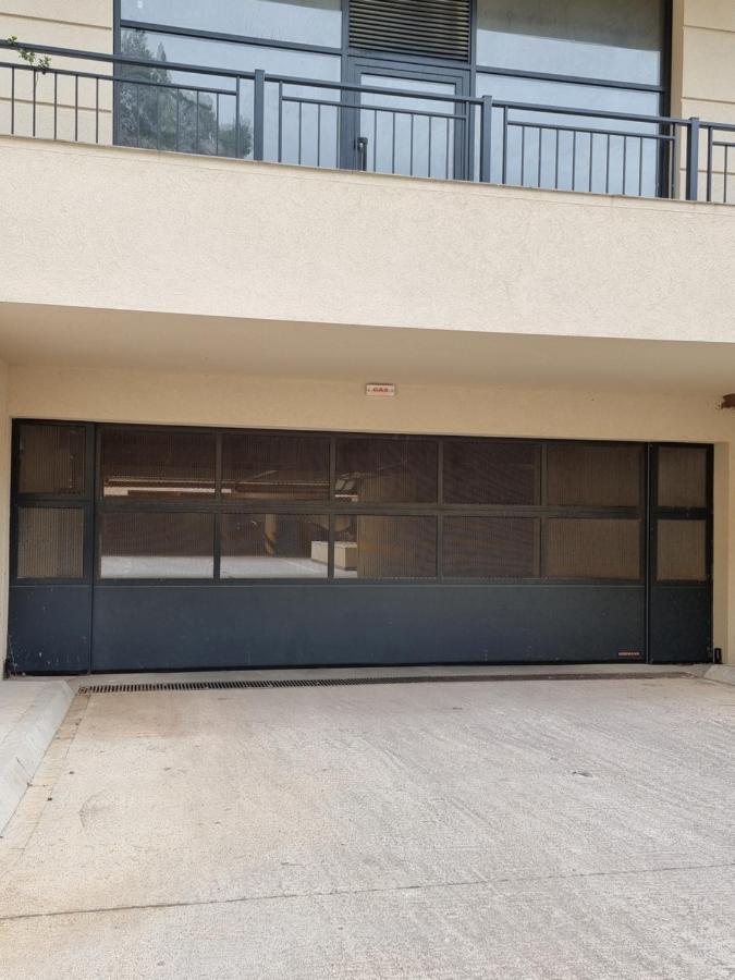 Fantastic New Centre Apartment Podgorica Exteriör bild